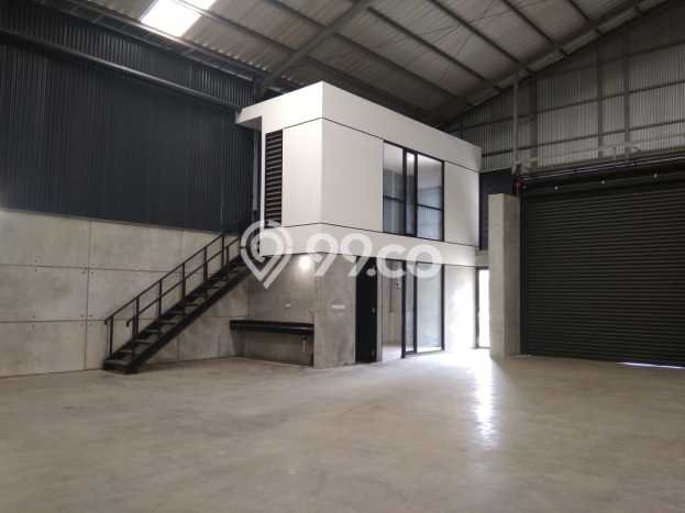 Untuk Dijual Gudang di Cimahi Selatan Cimahi LT 1638m2 / LB 705m2 Untuk Dijual Gudang di Cimahi Selatan Cimahi LT 1638m2 / LB 705m2