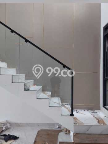 Rumah Bagus di Mekar Wangi, Bandung, Luas Tanah 100m², LB 150m² Rumah Bagus di Mekar Wangi, Bandung, Luas Tanah 100m², LB 150m²