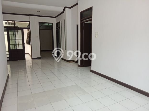 BEST OFFER! Rumah Untuk Investasi di Holis Cigondewah, Luas 162m² LB 170m² BEST OFFER! Rumah Untuk Investasi di Holis Cigondewah, Luas 162m² LB 170m²