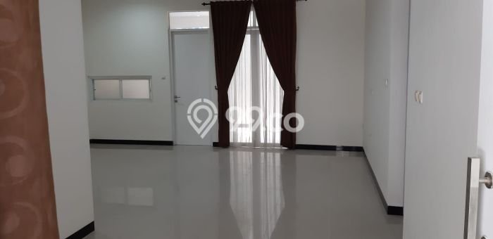 Rumah Siap Disurvey lokasi Taman Kopo Indah, Bandung, Luas 144m² Bangunan 125m² Rumah Siap Disurvey lokasi Taman Kopo Indah, Bandung, Luas 144m² Bangunan 125m²