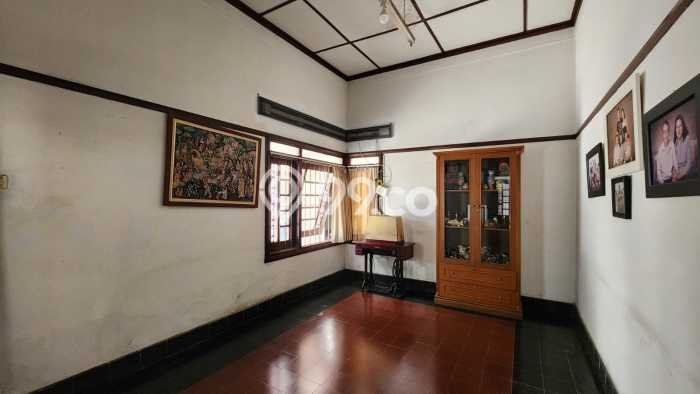 Dijual Rumah Elit Exclusive di Coblong, Bandung Dijual Rumah Elit Exclusive di Coblong, Bandung