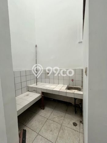 For Sale Rumah 3 Kamar Lokasi Strategis Nyaman dan Strategis di Taman Kopo Indah For Sale Rumah 3 Kamar Lokasi Strategis Nyaman dan Strategis di Taman Kopo Indah