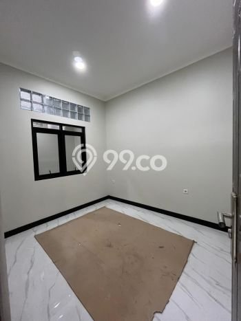 Rumah Minimalis 4 KT LT 82m2 di Taman Kopo Indah Rumah Minimalis 4 KT LT 82m2 di Taman Kopo Indah