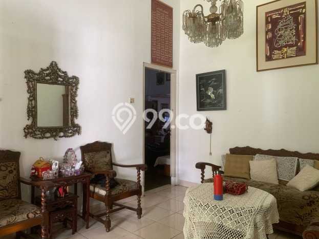 Rumah Mewah Siap Huni LT 666m2 di Riau, Bandung Rumah Mewah Siap Huni LT 666m2 di Riau, Bandung