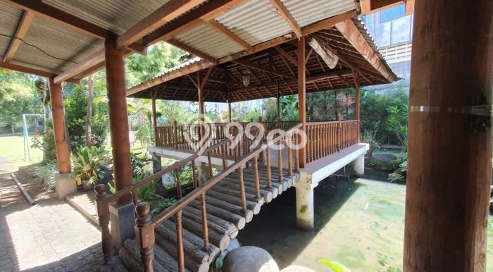 Rumah Elit LB 840m2 Siap Pakai Desain Elegan di Setiabudi, Bandung Rumah Elit LB 840m2 Siap Pakai Desain Elegan di Setiabudi, Bandung