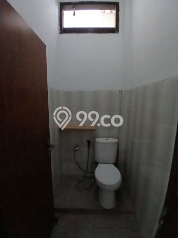 Ruko Dijual di Prime Area Bandung Luas 180m2 Ruko Dijual di Prime Area Bandung Luas 180m2