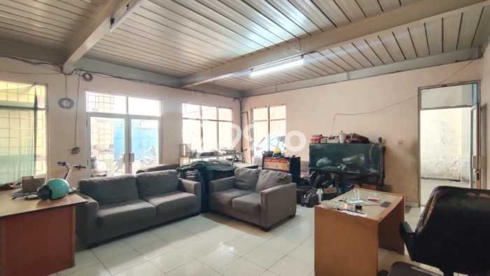 Paling Dicari! Gudang Dijual di Kopo Harga Kompetitif Paling Dicari! Gudang Dijual di Kopo Harga Kompetitif