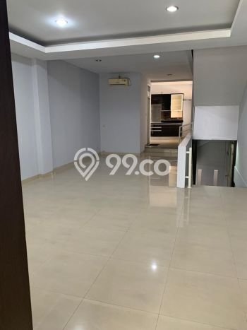 Area Ramai! Ruko Dijual di Lengkong untuk Bisnis Luas Bangunan 300m2 Area Ramai! Ruko Dijual di Lengkong untuk Bisnis Luas Bangunan 300m2