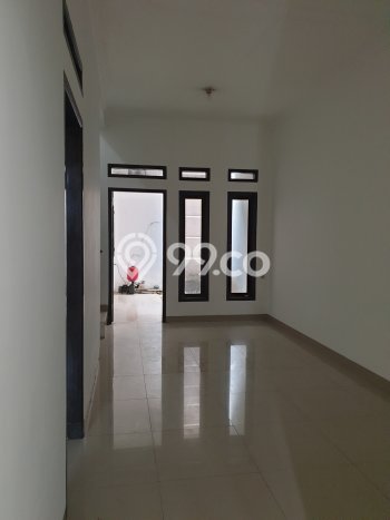 Jarang Ada! Rumah Sewa 4 Kamar Nyaman Siap Huni Buah Batu Jarang Ada! Rumah Sewa 4 Kamar Nyaman Siap Huni Buah Batu