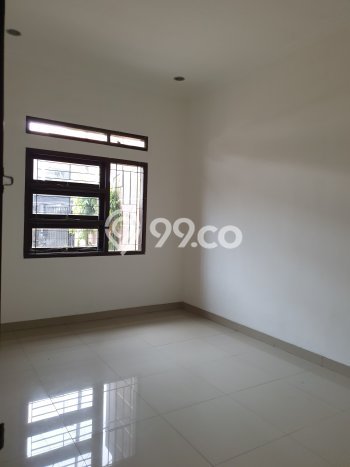 Jarang Ada! Rumah Sewa 4 Kamar Nyaman Siap Huni Buah Batu Jarang Ada! Rumah Sewa 4 Kamar Nyaman Siap Huni Buah Batu