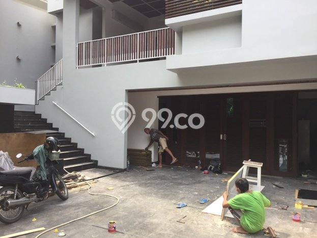 Hunian Elit LB 500m2 Siap Huni Desain Elegan di Pondok Indah, Jakarta Selatan Hunian Elit LB 500m2 Siap Huni Desain Elegan di Pondok Indah, Jakarta Selatan