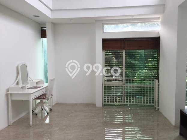 Hunian Elit LB 500m2 Siap Huni Desain Elegan di Pondok Indah, Jakarta Selatan Hunian Elit LB 500m2 Siap Huni Desain Elegan di Pondok Indah, Jakarta Selatan