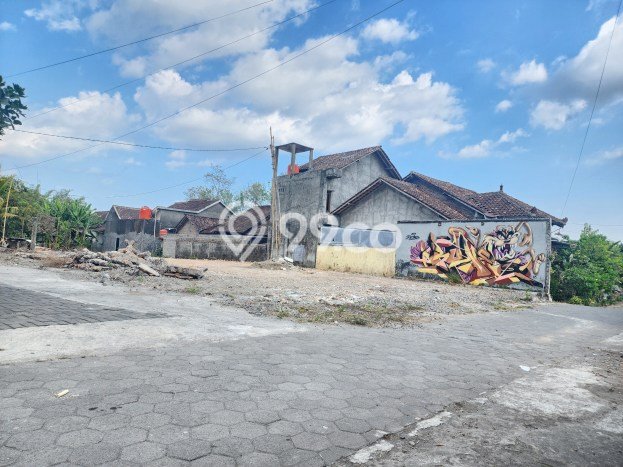 Tanah Kawasan Sleman, Luas 147m², Area Komersial Tanah Kawasan Sleman, Luas 147m², Area Komersial