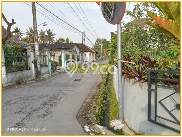 BEST DEAL! Rumah Siap Huni area Ngaglik, Luas 174m² Bangunan 174m² BEST DEAL! Rumah Siap Huni area Ngaglik, Luas 174m² Bangunan 174m²