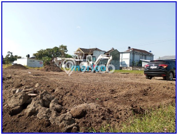 Jual Tanah Kawasan Kalasan, Luas 130m², Lokasi Potensial, Kontur Datar Jual Tanah Kawasan Kalasan, Luas 130m², Lokasi Potensial, Kontur Datar