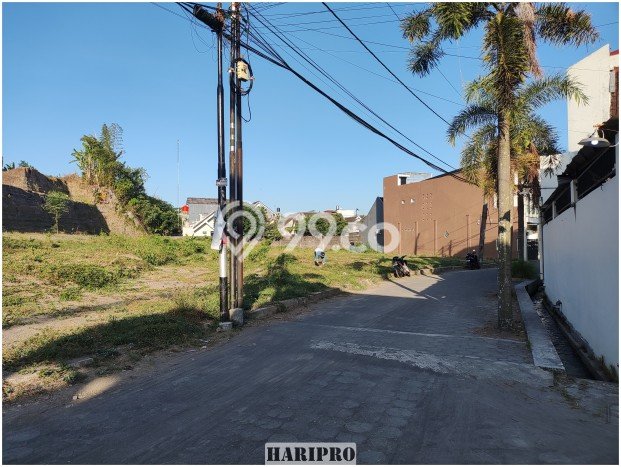 Dijual Tanah Kawasan Bisnis Kawasan Ngemplak, Luas 142m², Cocok untuk Pengembangan Dijual Tanah Kawasan Bisnis Kawasan Ngemplak, Luas 142m², Cocok untuk Pengembangan