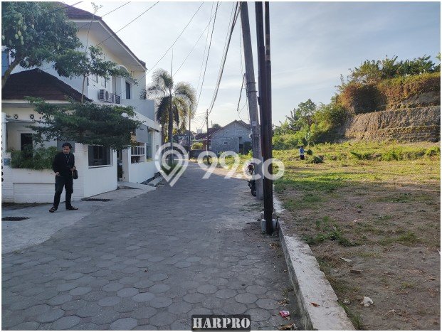 LOKASI STRATEGIS! Tanah di Ngemplak, Luas 142m², Jalur Mudah LOKASI STRATEGIS! Tanah di Ngemplak, Luas 142m², Jalur Mudah