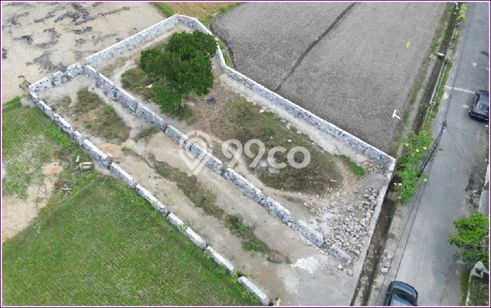 Tanah Kosong Dijual di Sleman dengan Area 353m2 Tanah Kosong Dijual di Sleman dengan Area 353m2