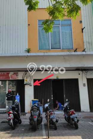Ruko Dijual di Prime Area Jakarta Barat Luas 90m2 Ruko Dijual di Prime Area Jakarta Barat Luas 90m2
