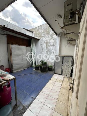 Komersial Dijual di Ciledug LT 305m2, LB 190m2 Solusi Investasi Cerdas Komersial Dijual di Ciledug LT 305m2, LB 190m2 Solusi Investasi Cerdas