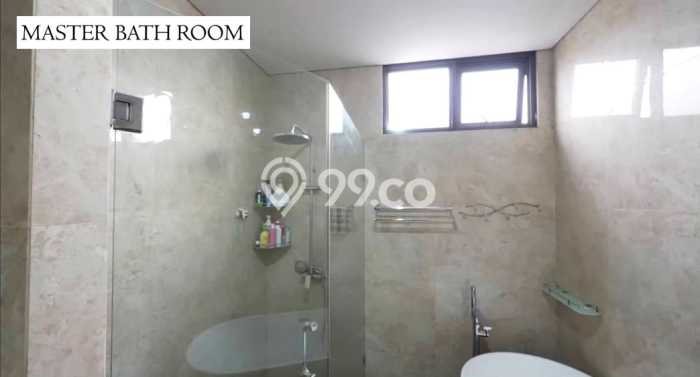 Ready to Use! Luxury House LT 162m2 Desain Elegan di BSD City Ready to Use! Luxury House LT 162m2 Desain Elegan di BSD City