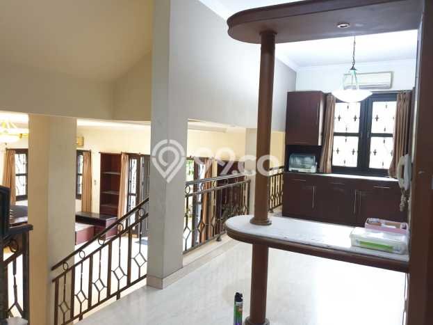 Dijual Rumah Luas Elegan Dengan View Cantik di Puri Indah, Jakarta Barat Dijual Rumah Luas Elegan Dengan View Cantik di Puri Indah, Jakarta Barat