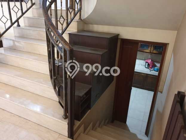 Dijual Rumah Luas Elegan Dengan View Cantik di Puri Indah, Jakarta Barat Dijual Rumah Luas Elegan Dengan View Cantik di Puri Indah, Jakarta Barat