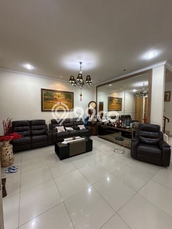 Jual Rumah Luas Elegan Dengan View Eksklusif di Puri Mansion, Jakarta Barat Jual Rumah Luas Elegan Dengan View Eksklusif di Puri Mansion, Jakarta Barat