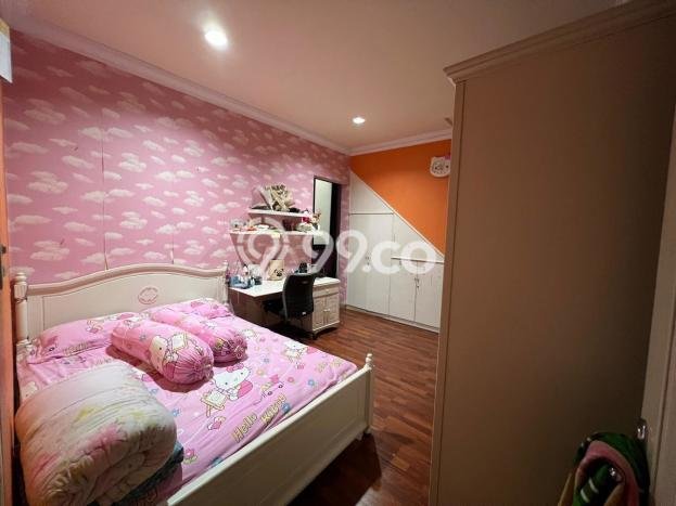 Jual Rumah Luas Megah Dengan View Eksklusif di Green garden, Jakarta Barat Jual Rumah Luas Megah Dengan View Eksklusif di Green garden, Jakarta Barat