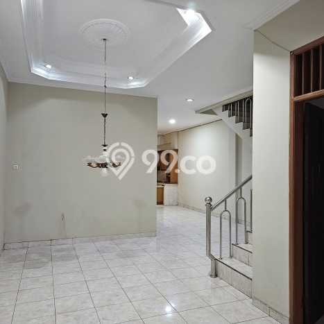 Rumah Modern Cantik 4 Kamar Siap Huni di Cengkareng Rumah Modern Cantik 4 Kamar Siap Huni di Cengkareng