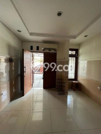 For Sale Hunian Rumah Terawat 3 Kamar di Taman Palem, Jakarta Barat For Sale Hunian Rumah Terawat 3 Kamar di Taman Palem, Jakarta Barat