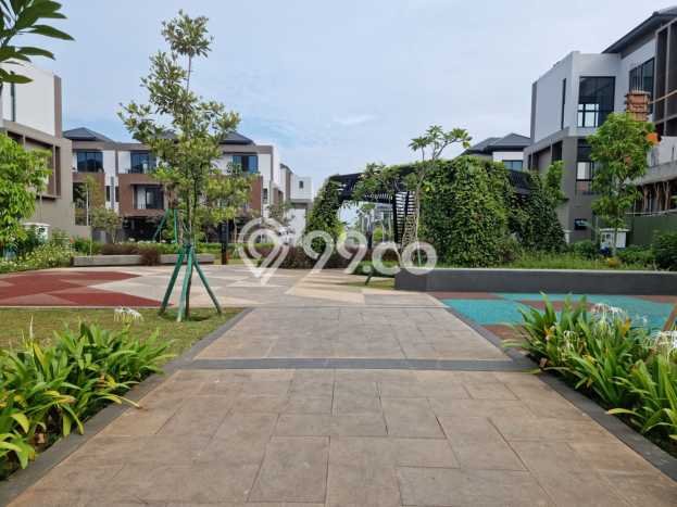 Disewakan! Rumah 5 Kamar Tidur &
5 Kamar Mandi di BSD, Tangerang Disewakan! Rumah 5 Kamar Tidur &
5 Kamar Mandi di BSD, Tangerang