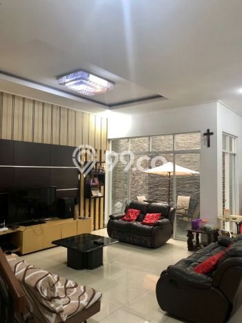 Dijual Rumah Premium dengan Fasilitas Sekitar Komplit di Kebon Jeruk, Jakarta Barat Dijual Rumah Premium dengan Fasilitas Sekitar Komplit di Kebon Jeruk, Jakarta Barat