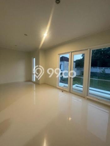 Jual Rumah Mewah Megah Dengan View Cantik di Gading Serpong, Tangerang Jual Rumah Mewah Megah Dengan View Cantik di Gading Serpong, Tangerang
