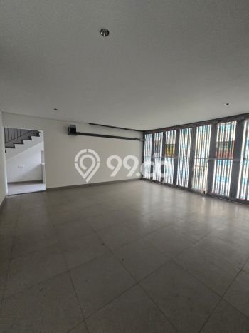 Hunian Mewah LB 465m2 Siap Pakai Desain Elegan di BSD City, Tangerang Hunian Mewah LB 465m2 Siap Pakai Desain Elegan di BSD City, Tangerang