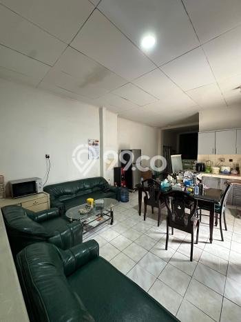 Komersial Dijual di Ciledug LT 305m2, LB 190m2 Solusi Investasi Cerdas Komersial Dijual di Ciledug LT 305m2, LB 190m2 Solusi Investasi Cerdas