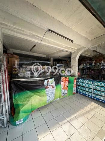 Komersial Dijual di Ciledug LT 305m2, LB 190m2 Solusi Investasi Cerdas Komersial Dijual di Ciledug LT 305m2, LB 190m2 Solusi Investasi Cerdas