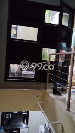 Rumah Luas Asri 4 KT Siap Pakai di BSD Graha Raya Tangerang Rumah Luas Asri 4 KT Siap Pakai di BSD Graha Raya Tangerang