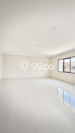 AREA PREMIUM! Gudang Kawasan Periuk, Luas 270m2m², Lokasi Premium AREA PREMIUM! Gudang Kawasan Periuk, Luas 270m2m², Lokasi Premium