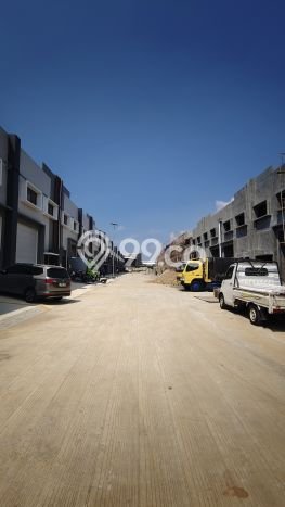 AREA PREMIUM! Gudang Kawasan Periuk, Luas 270m2m², Lokasi Premium AREA PREMIUM! Gudang Kawasan Periuk, Luas 270m2m², Lokasi Premium