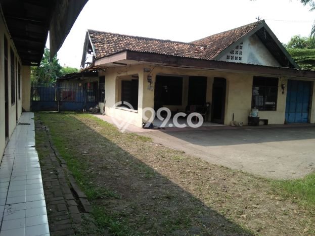 Disewakan Komersial di Pusat Kota Tangerang Ramai Strategis Disewakan Komersial di Pusat Kota Tangerang Ramai Strategis