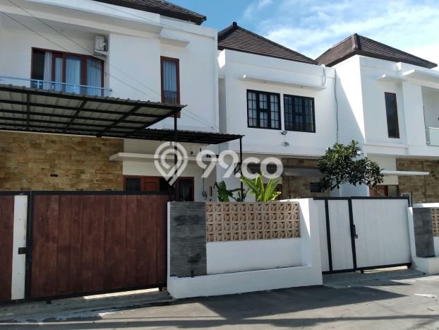 For Sale Hunian Rumah Terawat 3 KT di Taman Griya, Badung For Sale Hunian Rumah Terawat 3 KT di Taman Griya, Badung