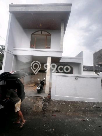 Rumah Minimalis 3 KT LT 100m2 di Ubung Rumah Minimalis 3 KT LT 100m2 di Ubung
