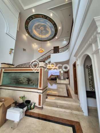 Jarang Ada! Rumah Kontrakan 4 Kamar Nyaman Siap Huni Pantai Indah Kapuk Jarang Ada! Rumah Kontrakan 4 Kamar Nyaman Siap Huni Pantai Indah Kapuk