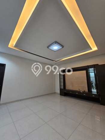 Rumah Elit Modern Tanpa Renovasi di Pantai Indah Kapuk Jakarta Utara Rumah Elit Modern Tanpa Renovasi di Pantai Indah Kapuk Jakarta Utara