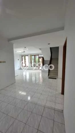 Rumah Sewa Jakarta Utara LT 200m2 LB 400m2 Area Muara Karang Rumah Sewa Jakarta Utara LT 200m2 LB 400m2 Area Muara Karang
