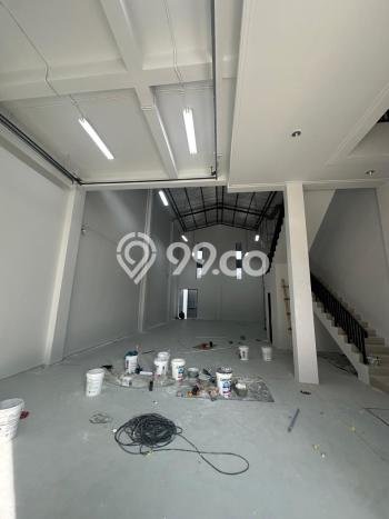 Disewakan Gudang Area Komersial Kawasan , Luas 400m2m², Siap Operasi Disewakan Gudang Area Komersial Kawasan , Luas 400m2m², Siap Operasi