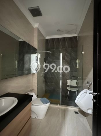 Rumah Mewah LB 525m2 Siap Huni Desain Elegan di Pantai Indah Kapuk, Jakarta Utara Rumah Mewah LB 525m2 Siap Huni Desain Elegan di Pantai Indah Kapuk, Jakarta Utara