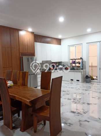 Jual Rumah Mewah Elegan Dengan View Eksklusif di Muara Karang, Jakarta Utara Jual Rumah Mewah Elegan Dengan View Eksklusif di Muara Karang, Jakarta Utara