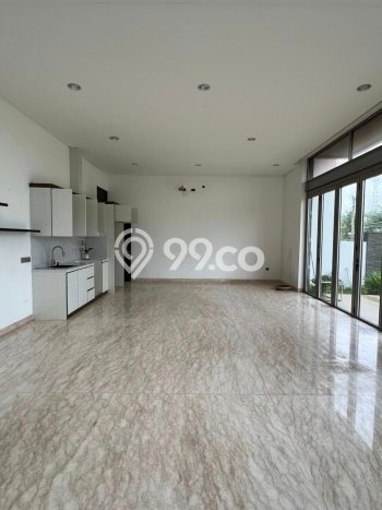 For Sale! Premium House LT 420m2 Desain Elegan di Pantai Indah Kapuk For Sale! Premium House LT 420m2 Desain Elegan di Pantai Indah Kapuk